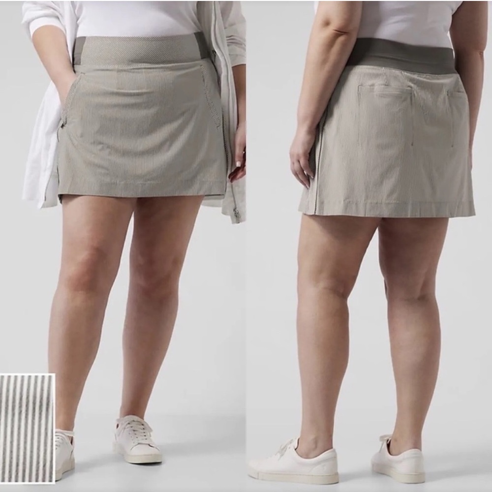 Athleta Shorts Womens 24 Brooklyn Textured Stripe Skort Gray White Activewear